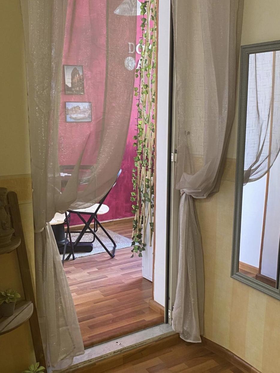 Domus Annia Guest House, The Amazing Colosseum * Rome