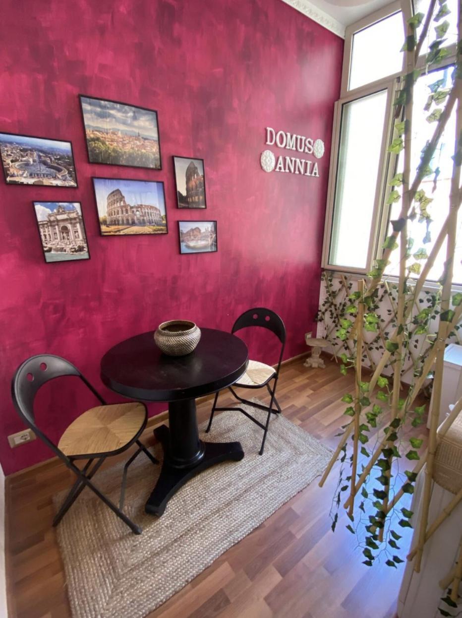 Domus Annia Guest House, The Amazing Colosseum Apartment Rome