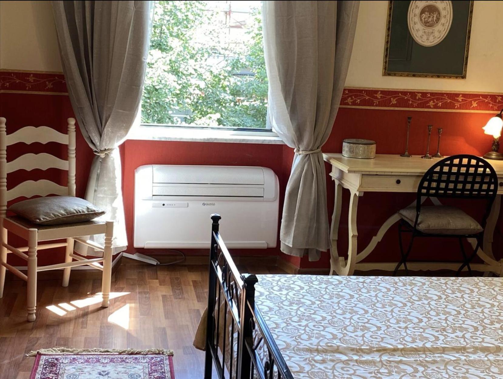 Apartment Domus Annia Guest House, The Amazing Colosseum *