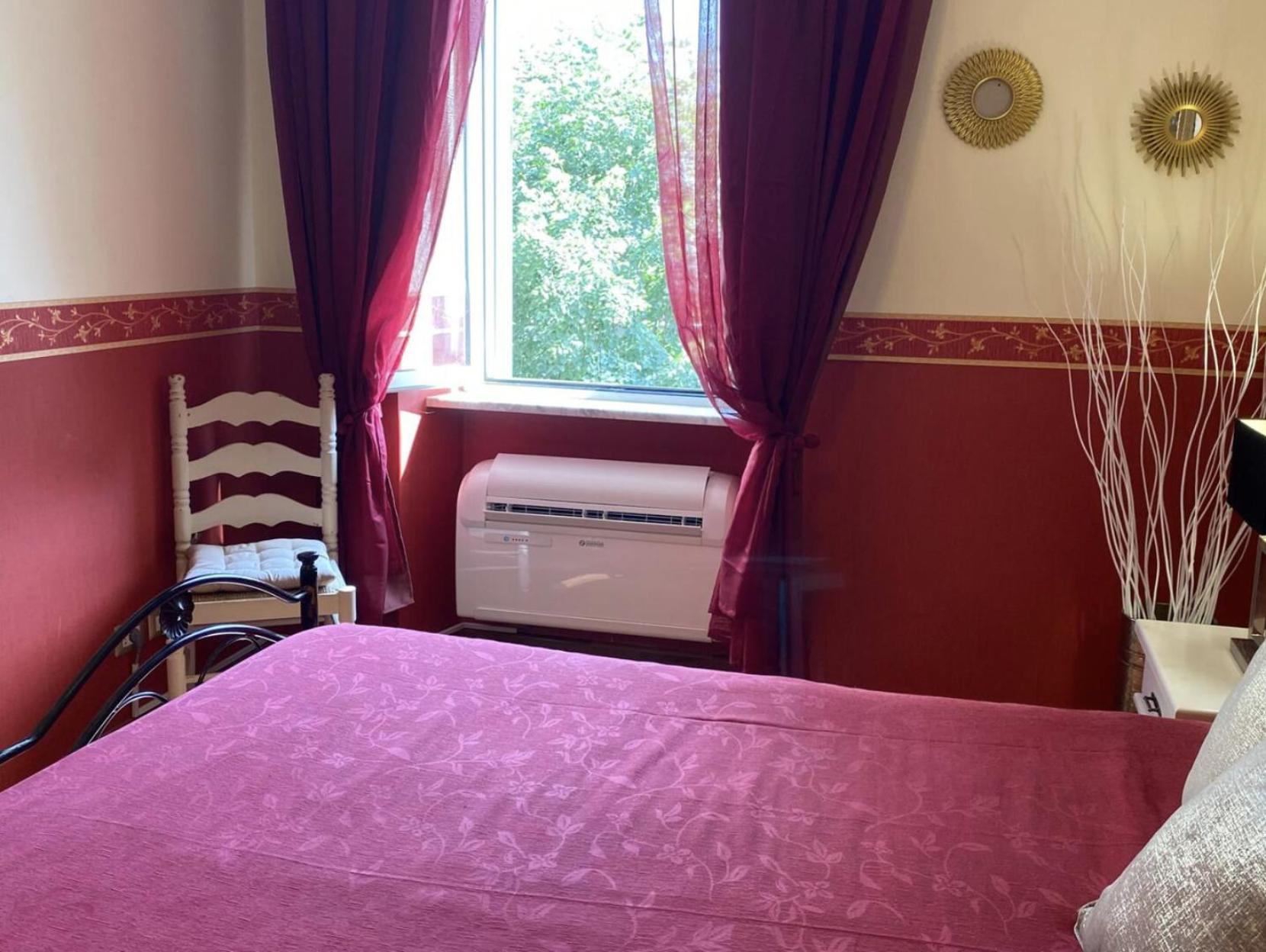 Apartment Domus Annia Guest House, The Amazing Colosseum Rome
