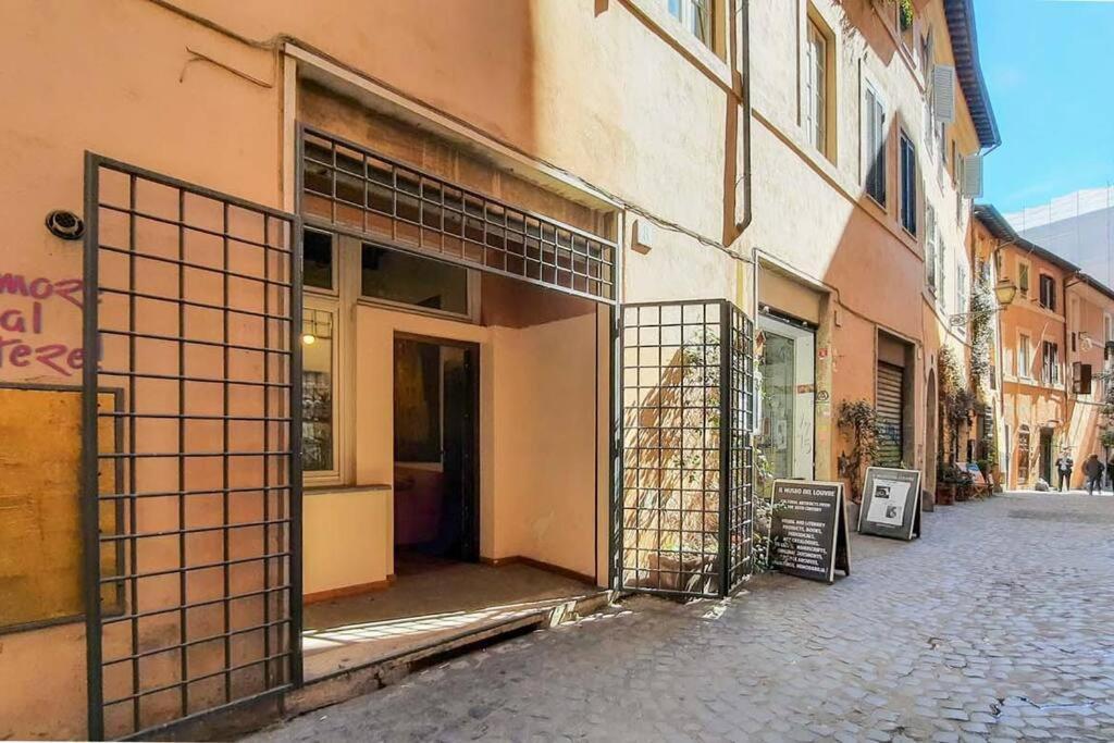Domus Reginella, Nella Zona Piu Richiesta Di Rome