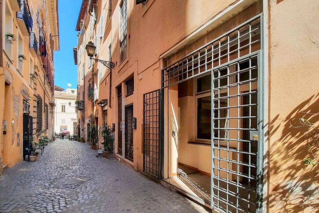Domus Reginella, Nella Zona Piu Richiesta Di Rome