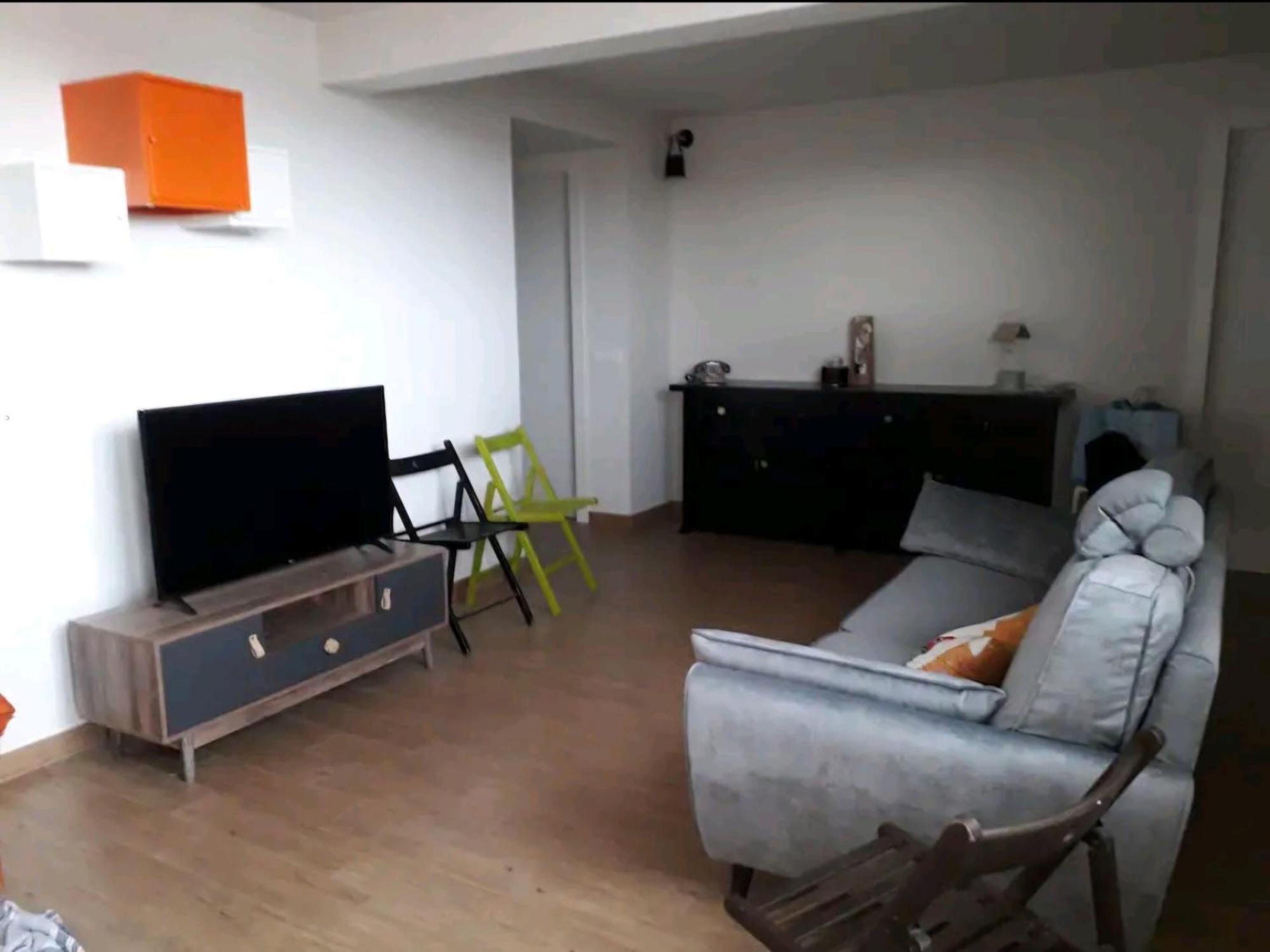 Stanza In Superattico, Terrazzato, Luminoso, Accogliente, Bagno Privato