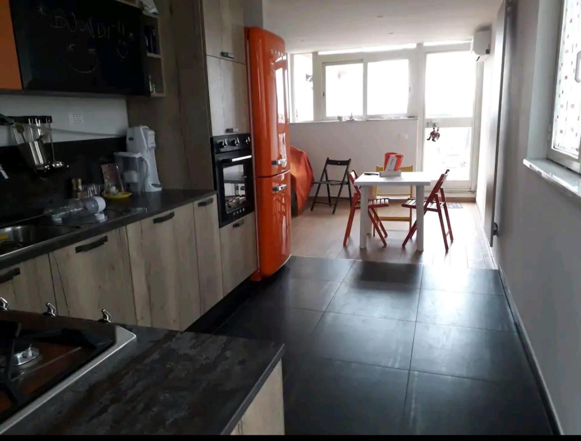 Homestay Stanza In Superattico, Terrazzato, Luminoso, Accogliente, Bagno Privato
