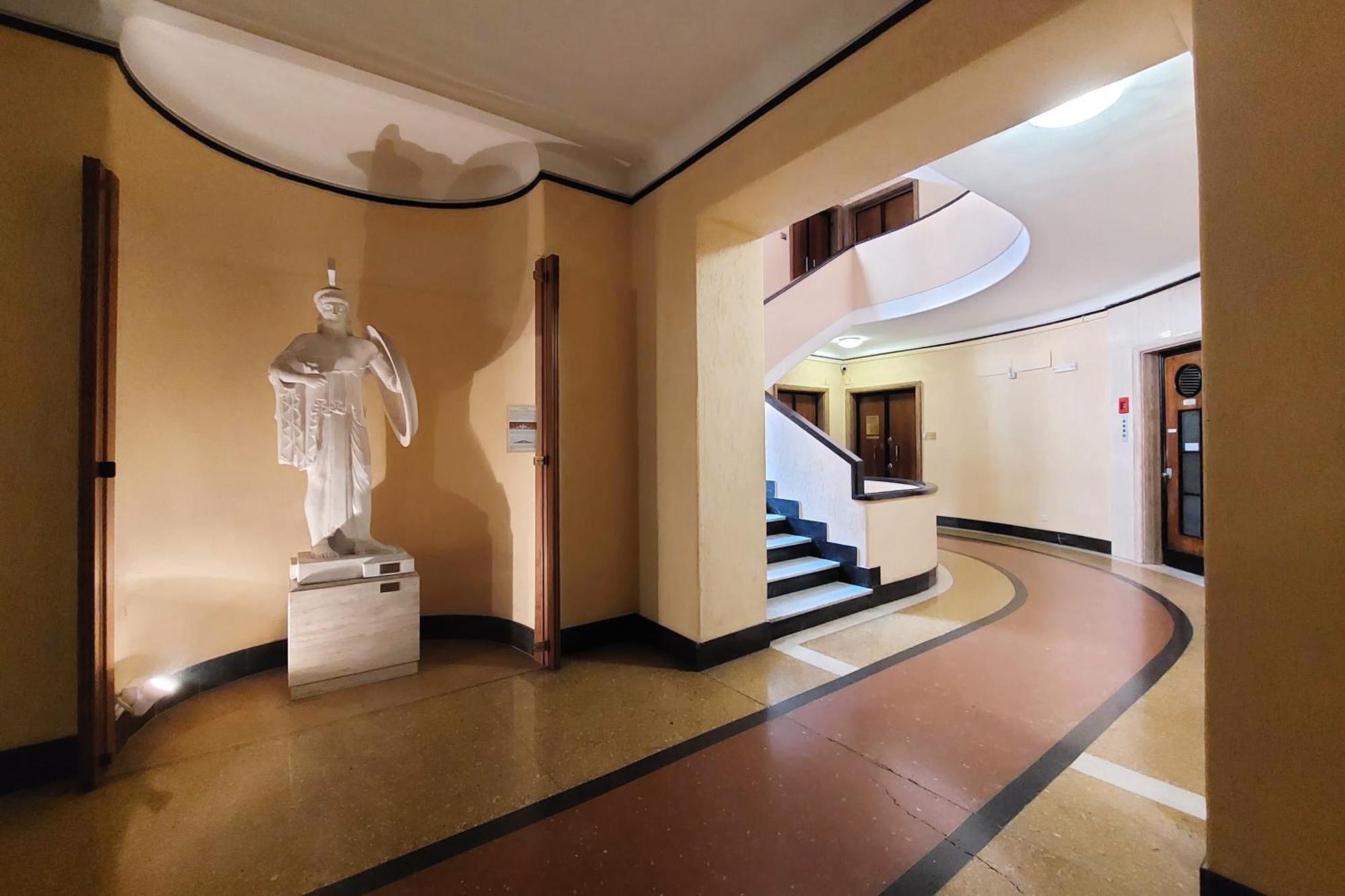Charme E Style: Splendid With 2 Bedrooms Apartment
