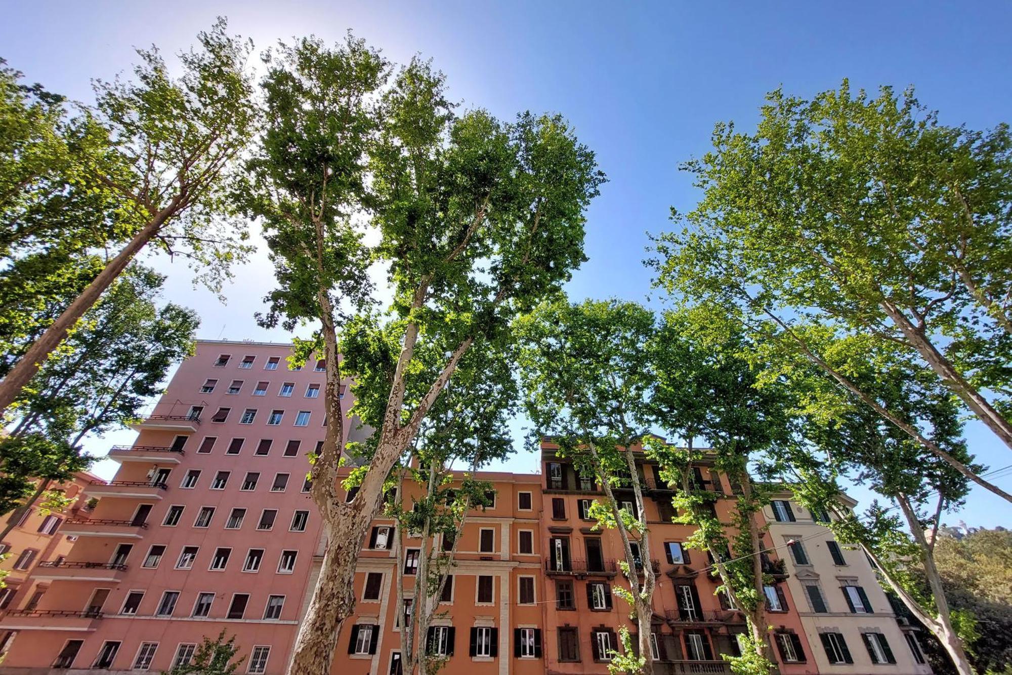 Charme E Style: Splendid With 2 Bedrooms Rome