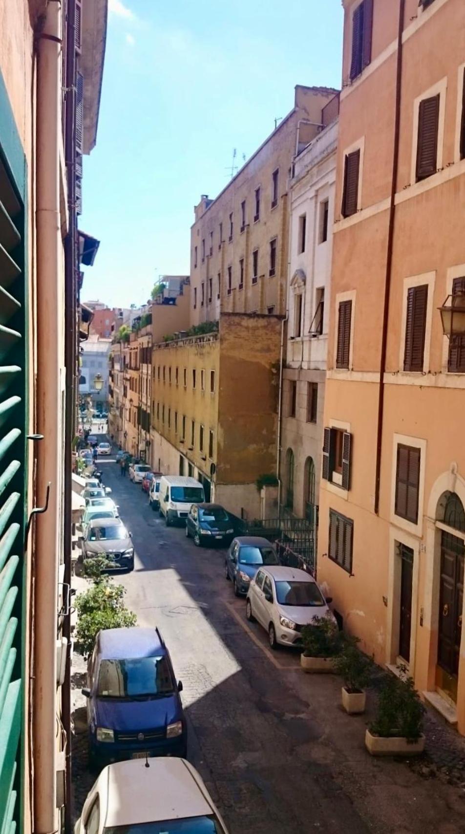 Apartment Dolce Barberini Rome