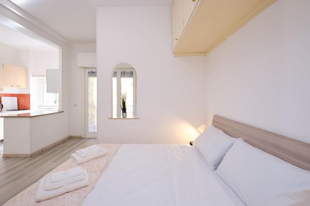 Tuscolana Blu - Grazioso Monolocale Appartement *