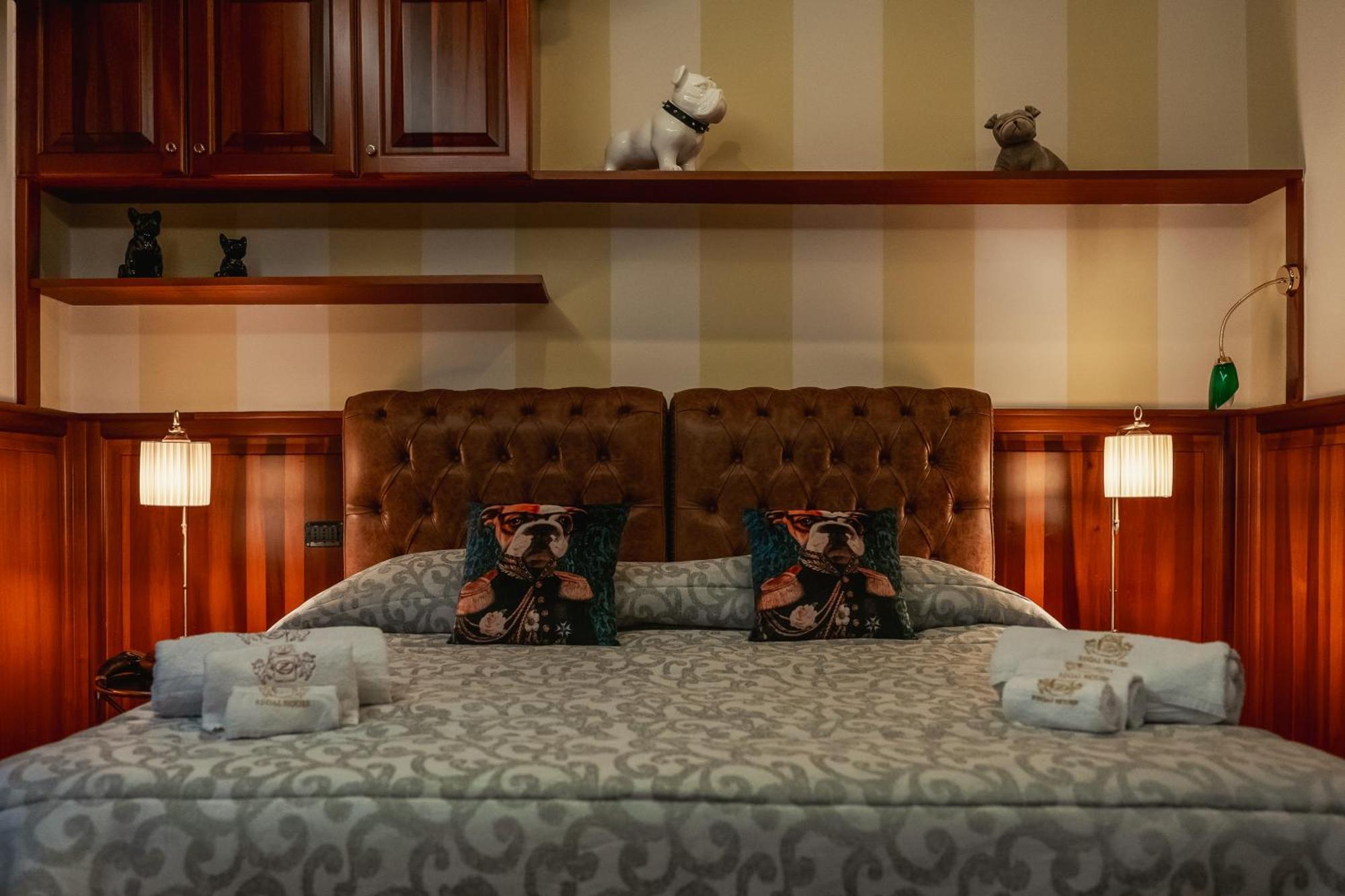 Affittacamere Regal House Navigatori 23