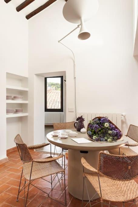 Casa Garibaldi, A Burghesius * Roma