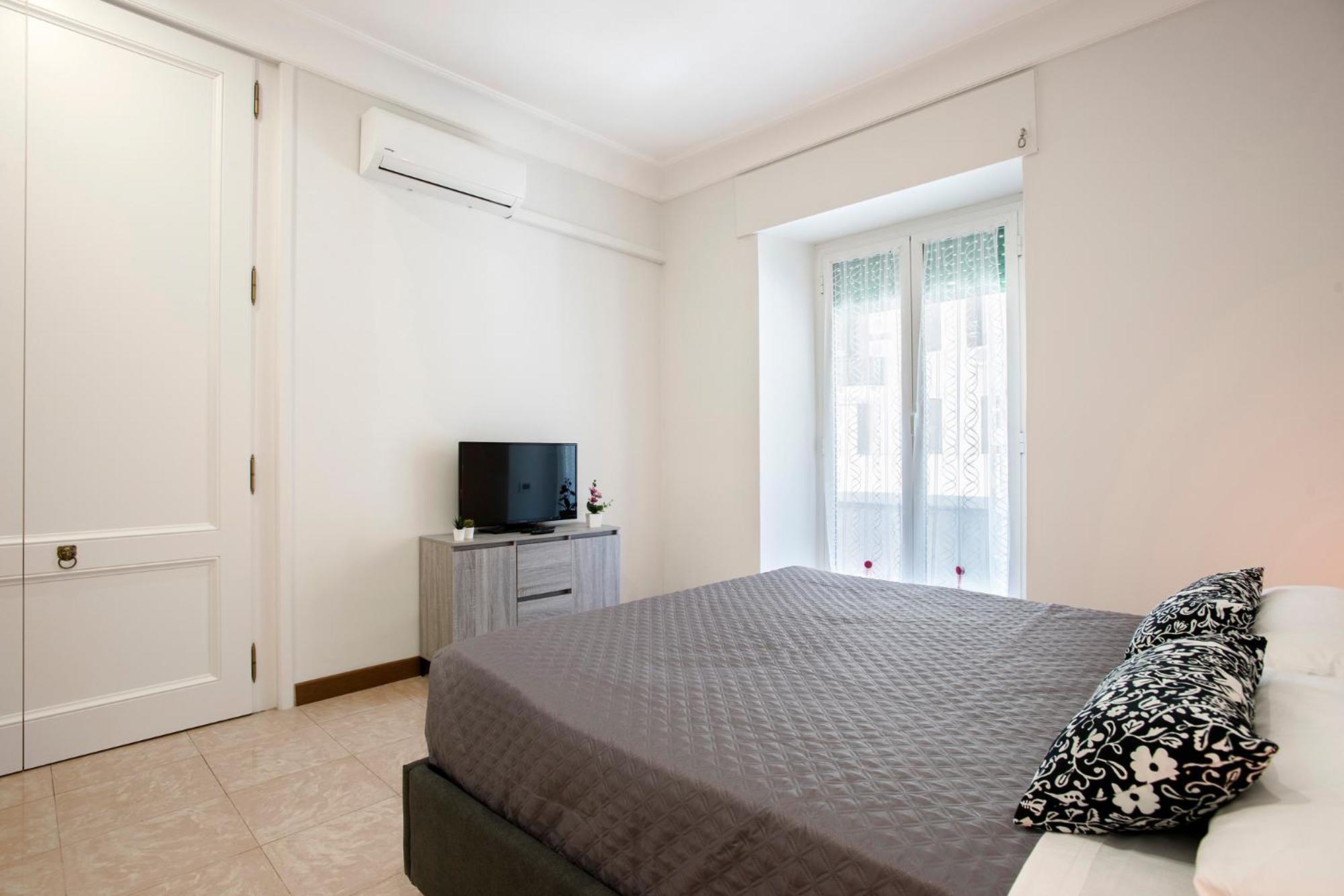 Appia Luxe - A Poche Fermate Del Centro Apartamento