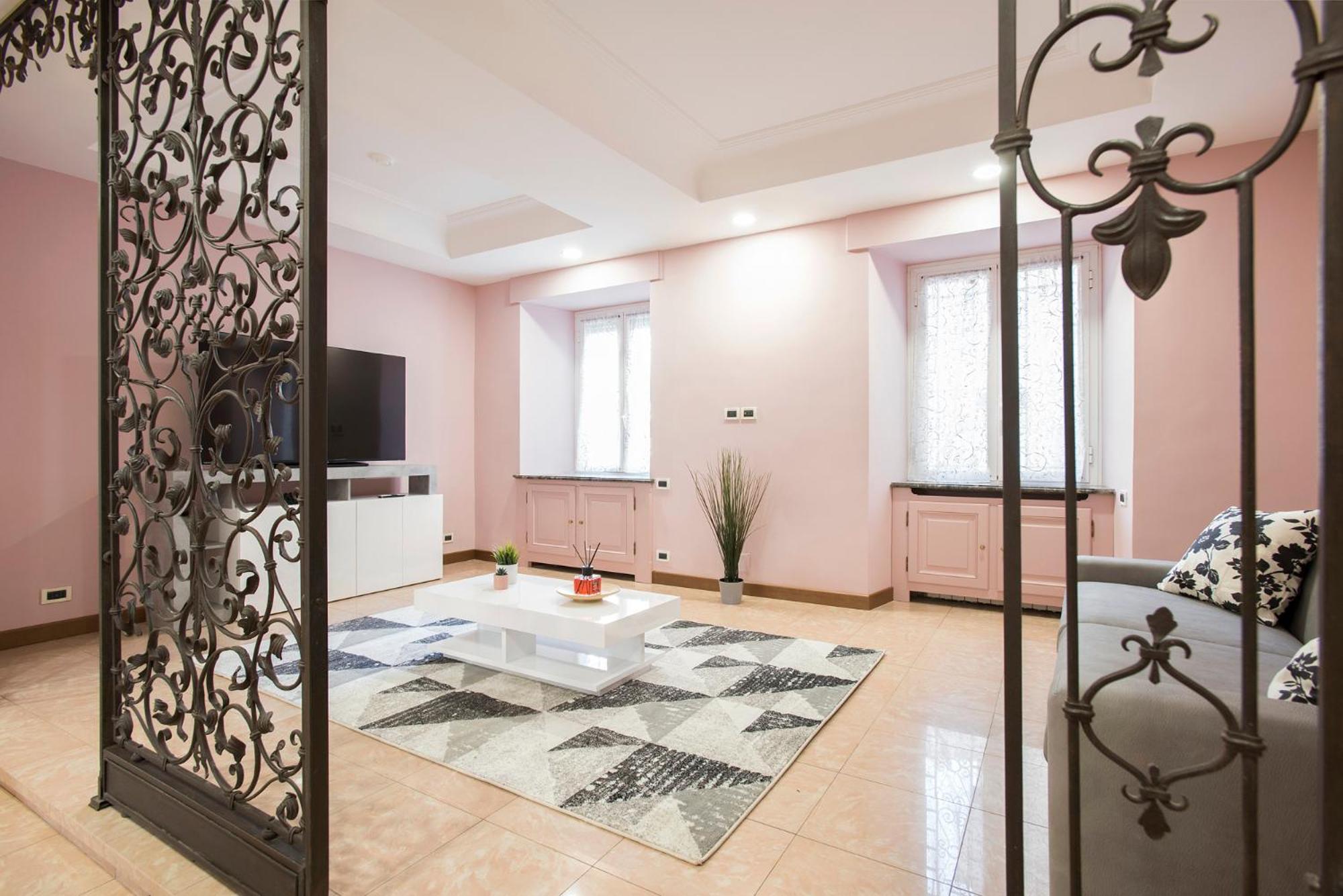 Appia Luxe - A Poche Fermate Del Centro * Roma