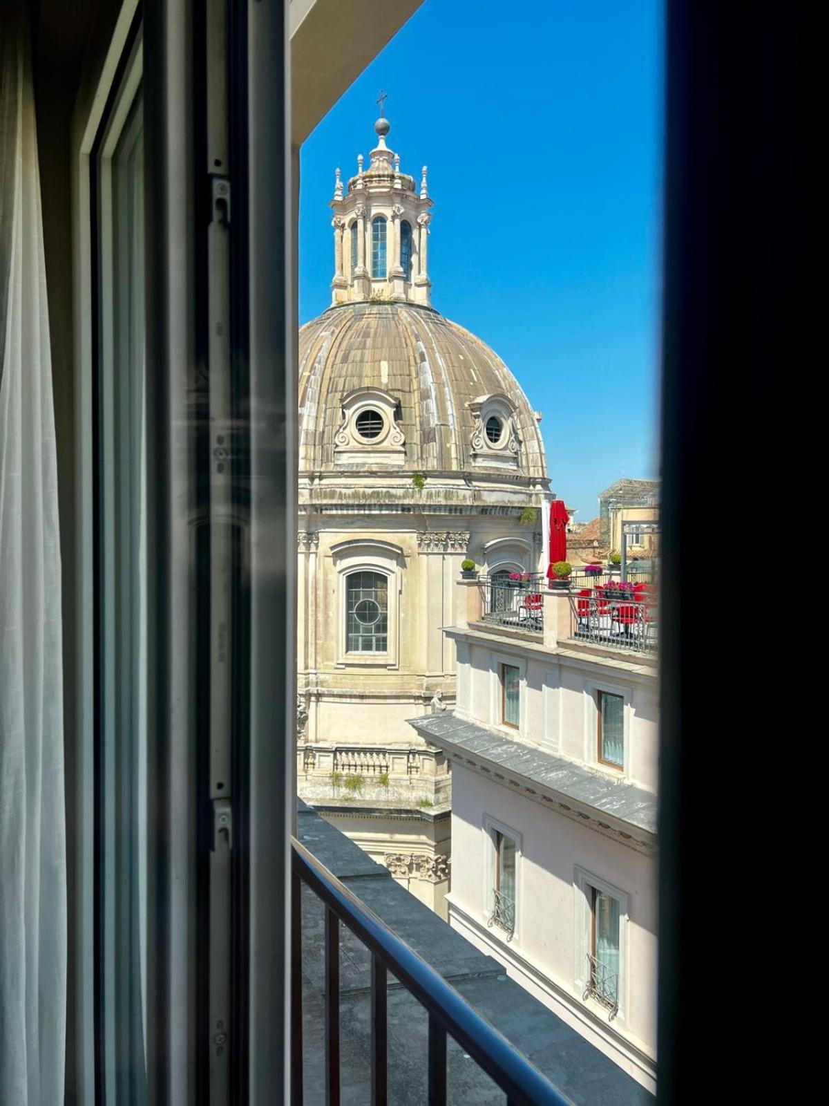 Elegant And Luxury @altare Della Patria * Rome