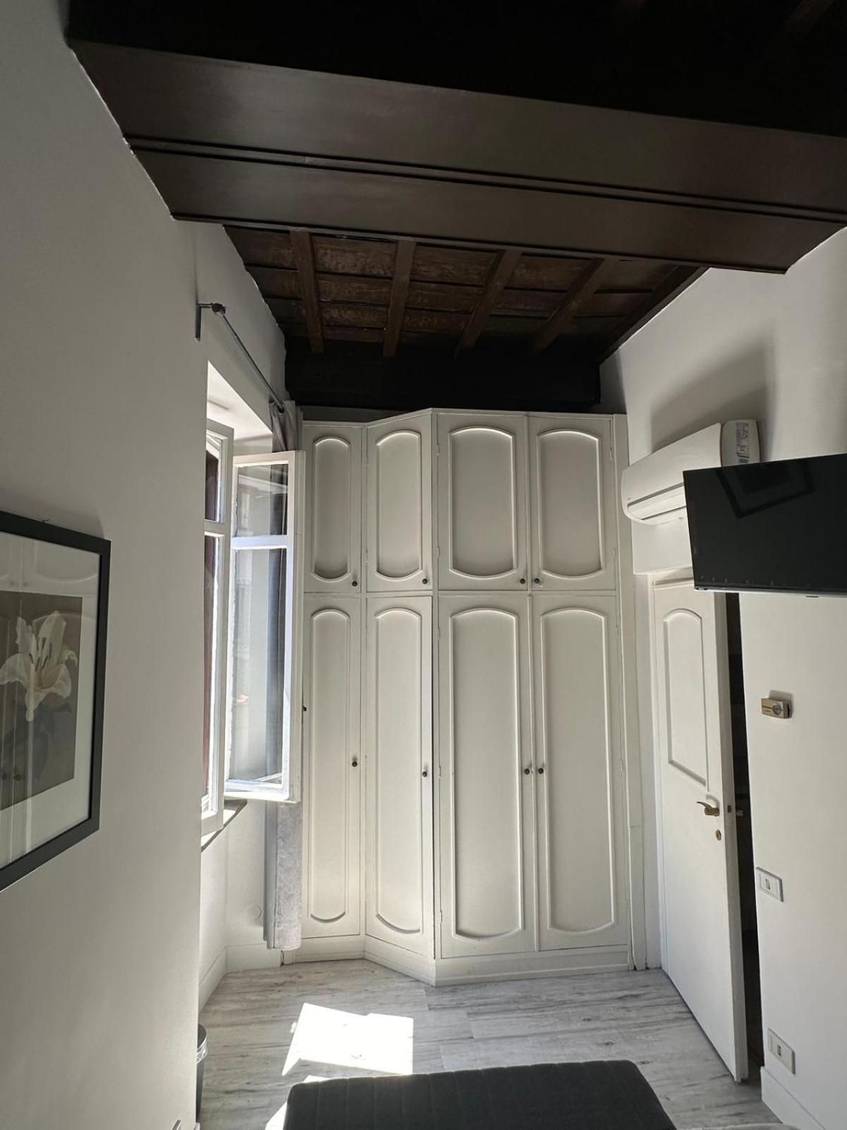 Pietro's Appartement *
