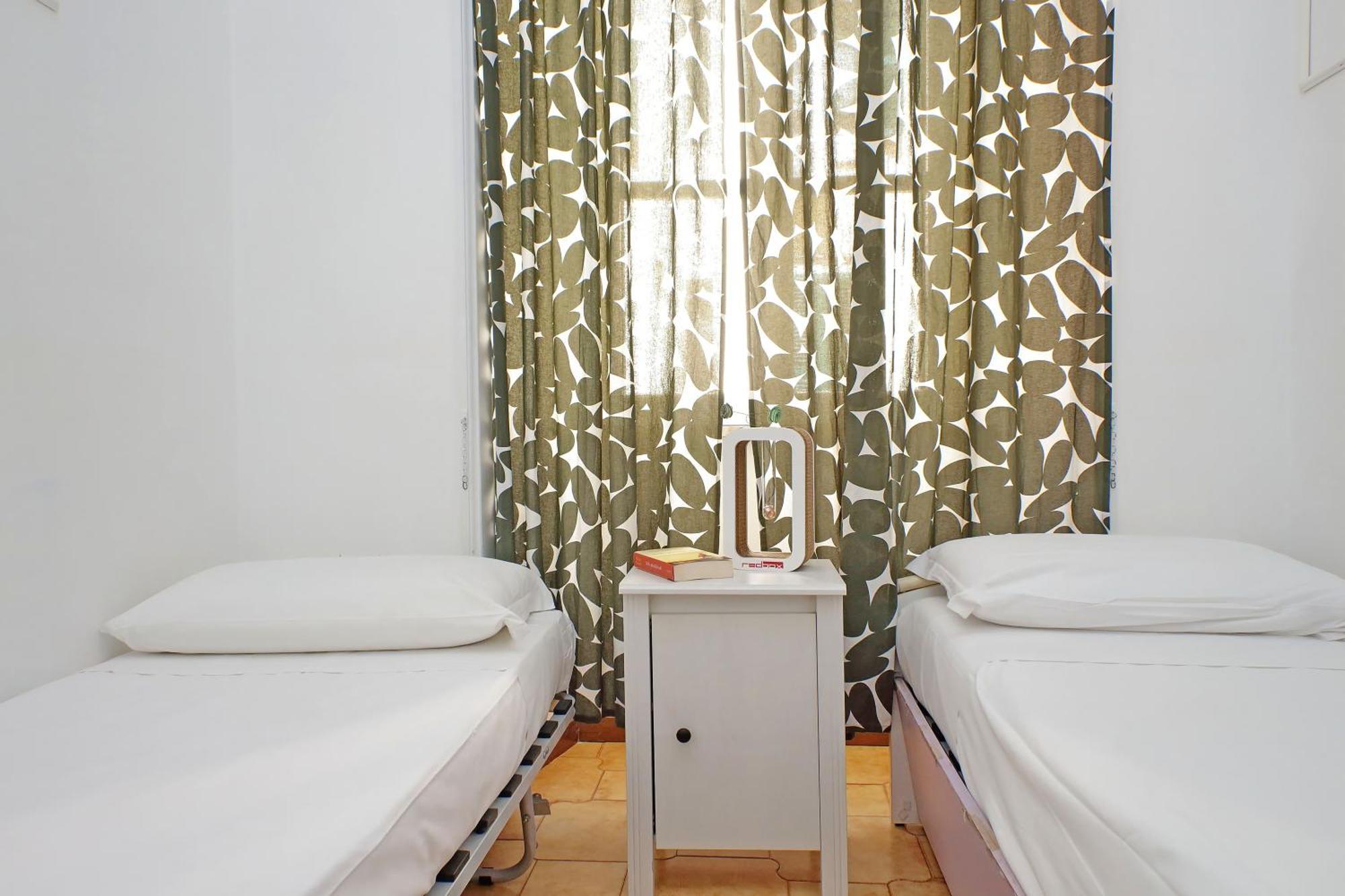 Luxury Vatican White House Apartment *