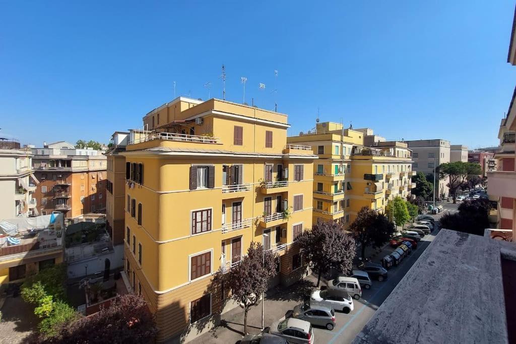 Eroi Spacious Apartamento *