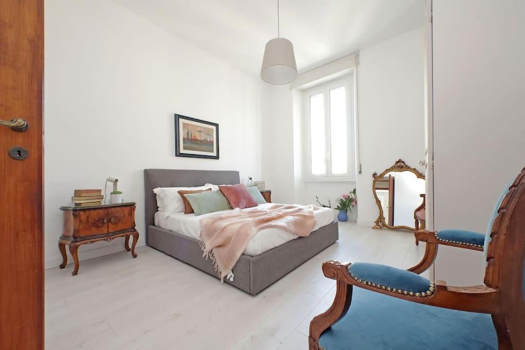 Eroi Spacious Apartamento