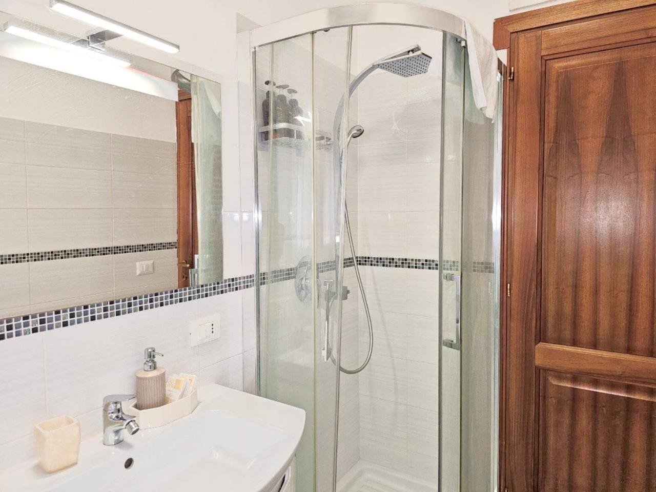 Apartment 10 Minuti Da Stazione Trastevere Rome