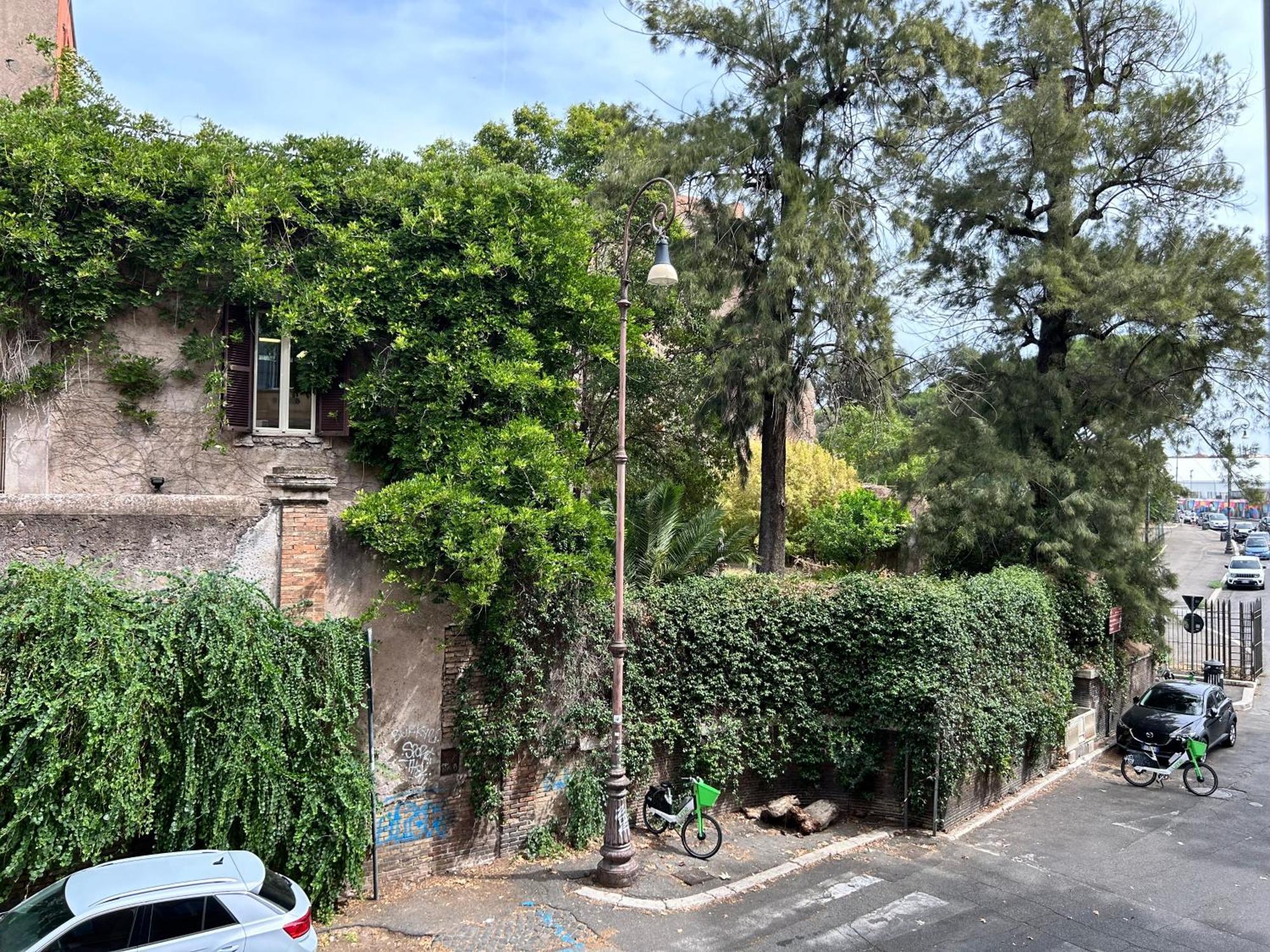 Dolce Casa Colosseo 2 * Rome