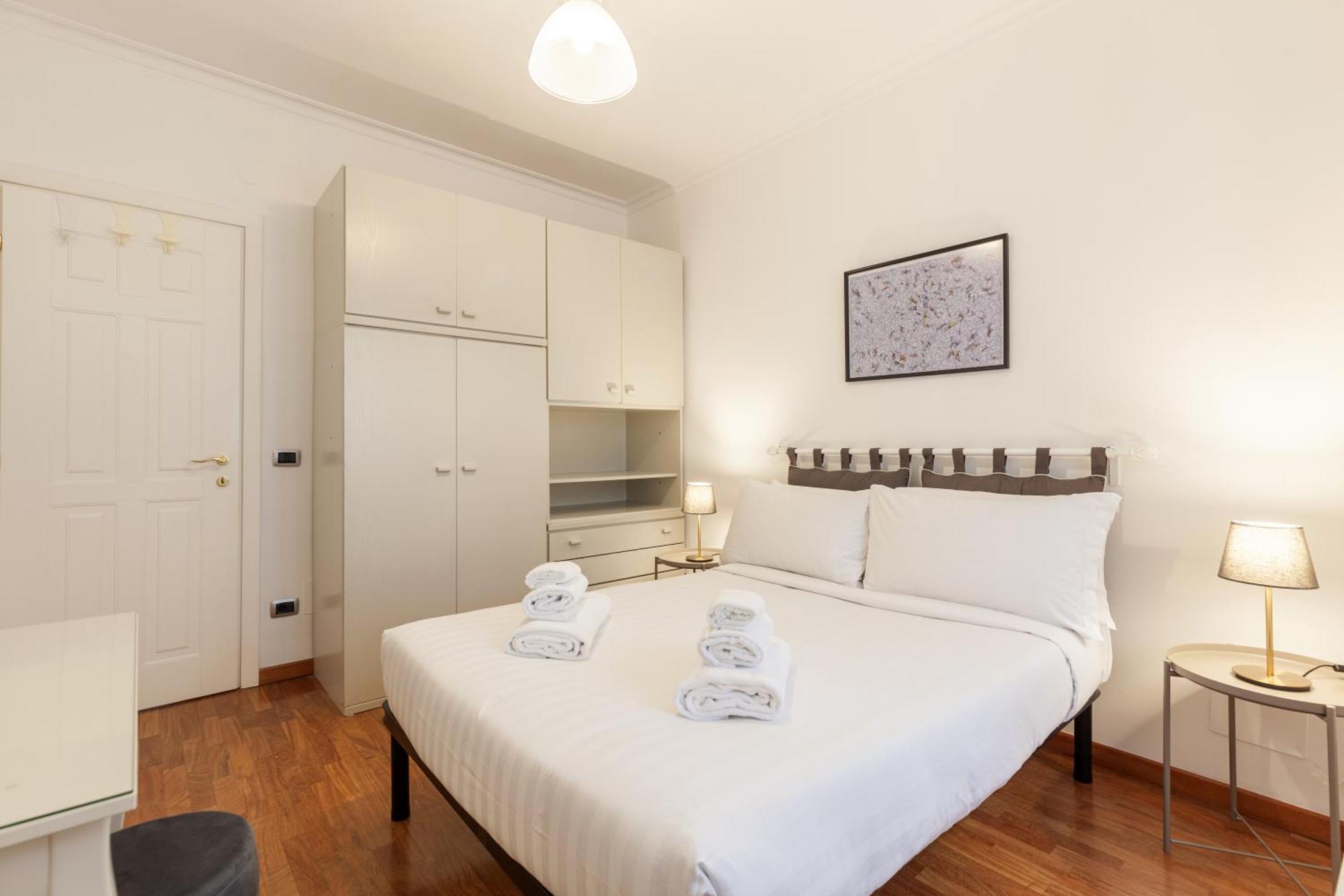 Appartement Hostly-wood And Colors Midtown-just 7min To Colosseum *