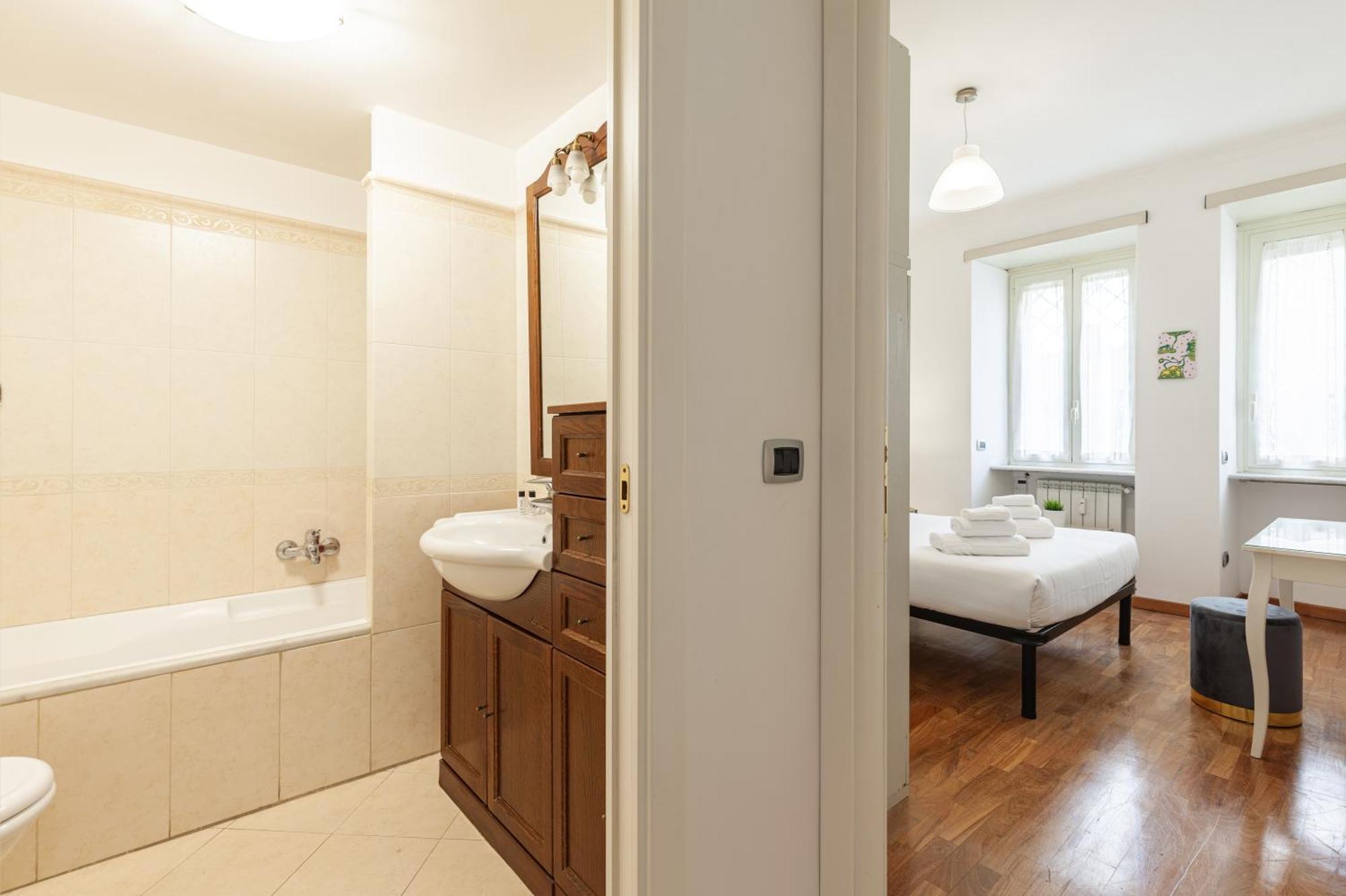 Appartement Hostly-wood And Colors Midtown-just 7min To Colosseum
