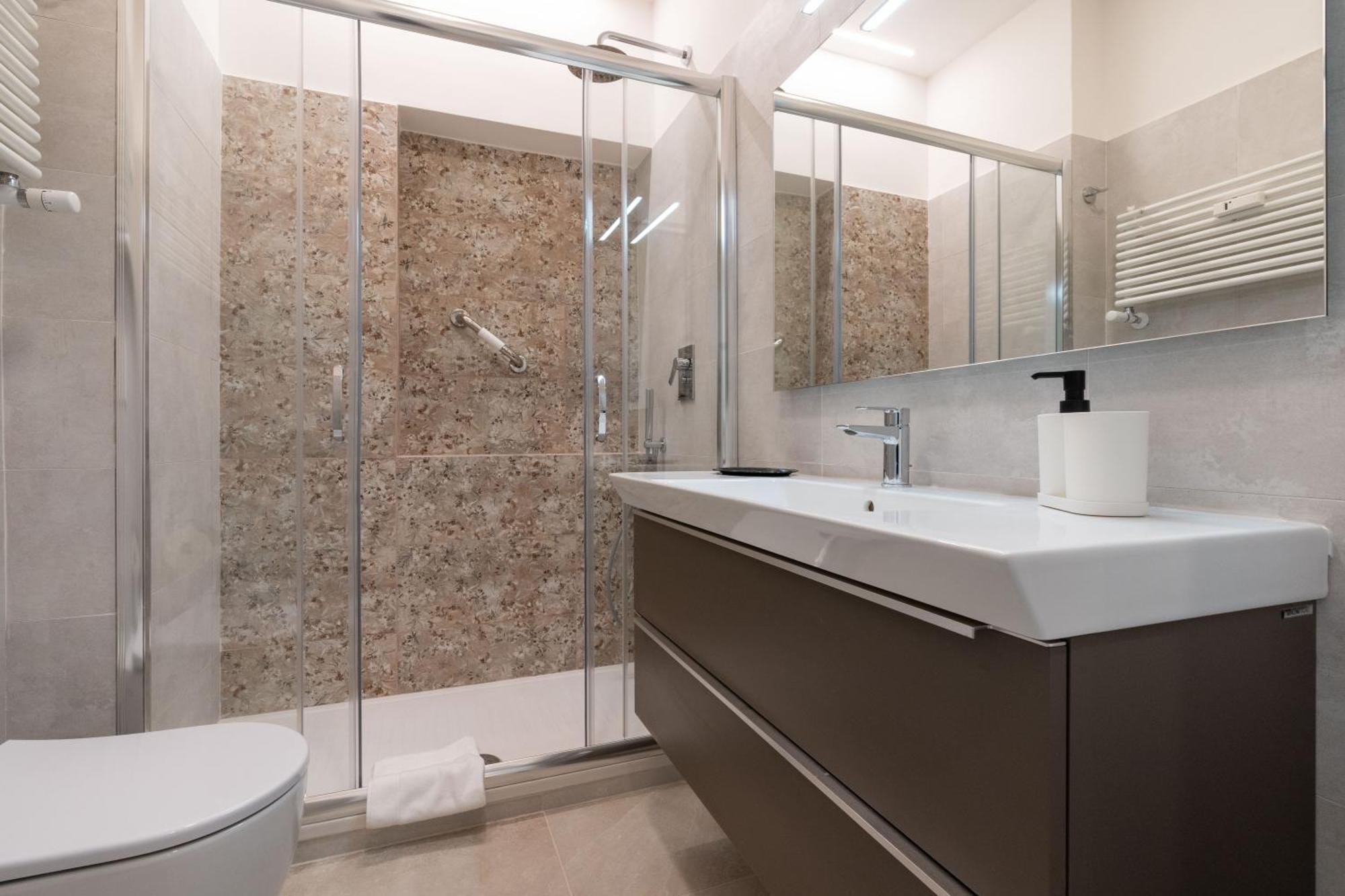 Apartment Luxury - Colosseo 10 Min Rome
