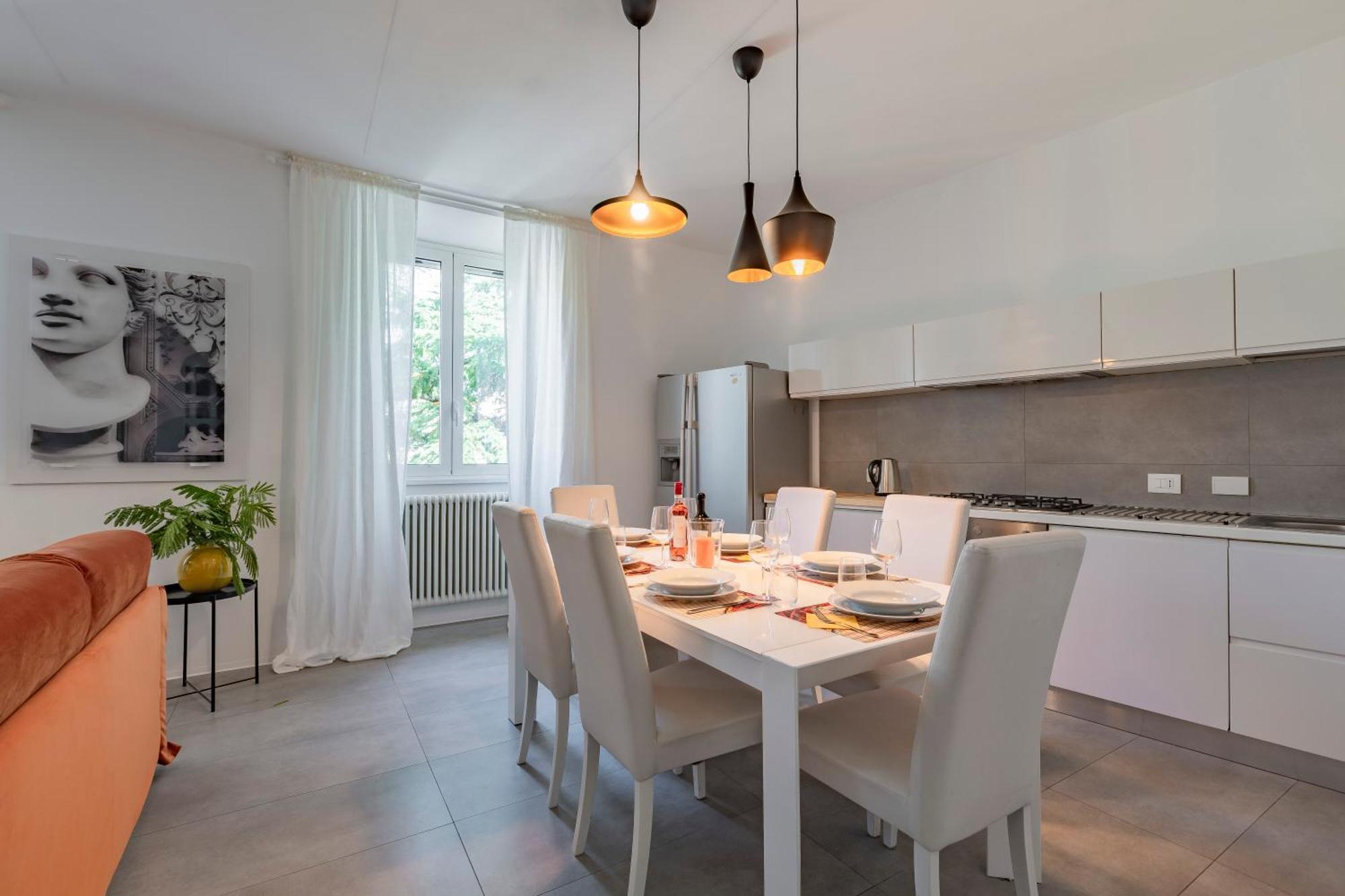 Great Opera House Apartment *