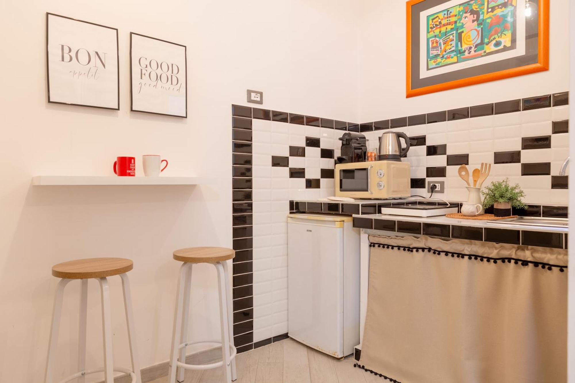 Homestay Stanza Comoda E Silenziosa Con Bagno Privato E Area Lavoro E Relax *
