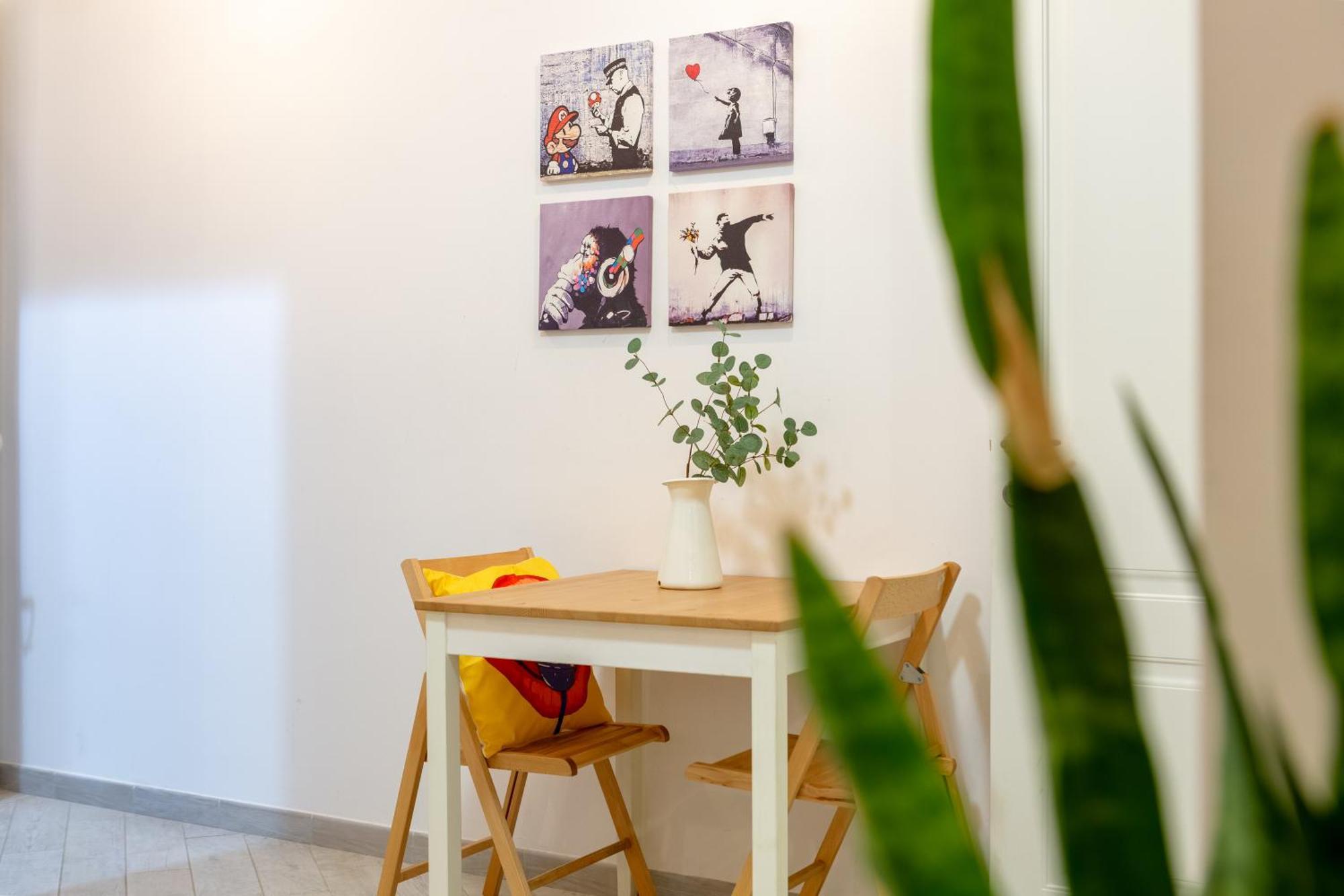 Stanza Comoda E Silenziosa Con Bagno Privato E Area Lavoro E Relax Homestay
