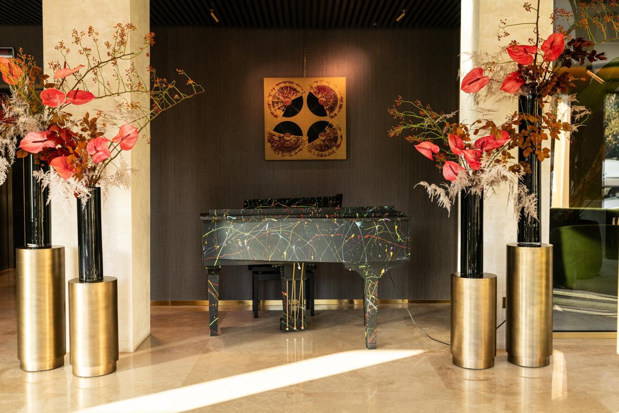 The First Musica - Preferred & Hotel Rome