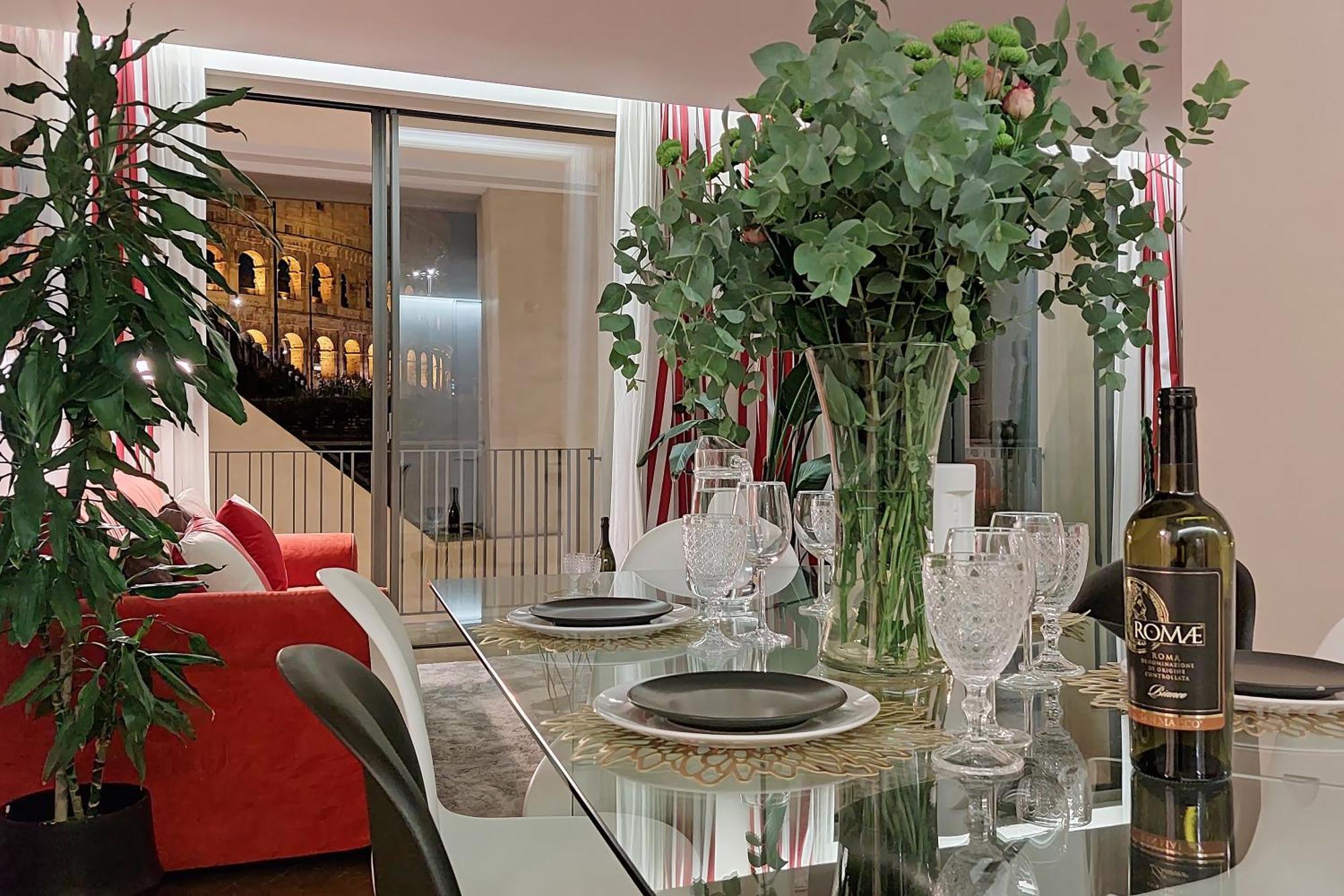Luxury Domus 2 Apartment
