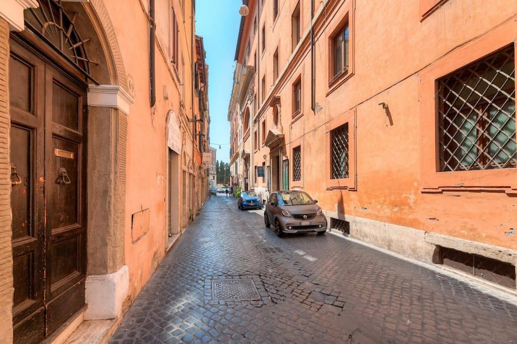 Condotti Apartment *