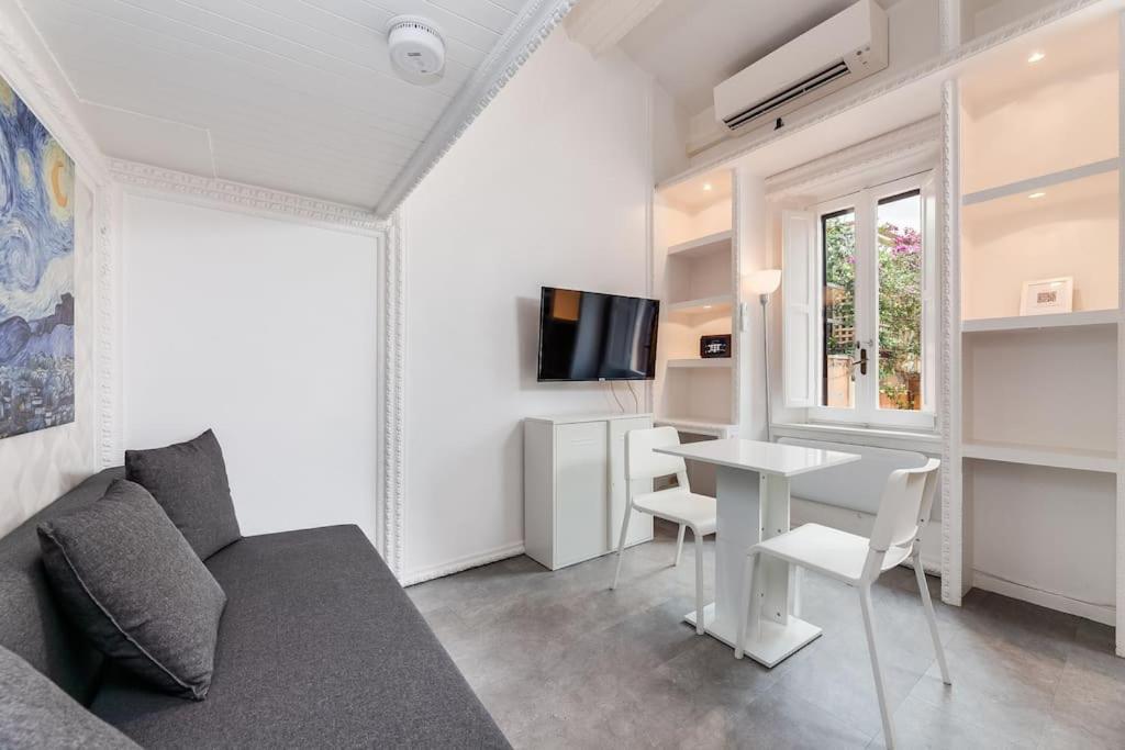 Condotti Apartment Rome