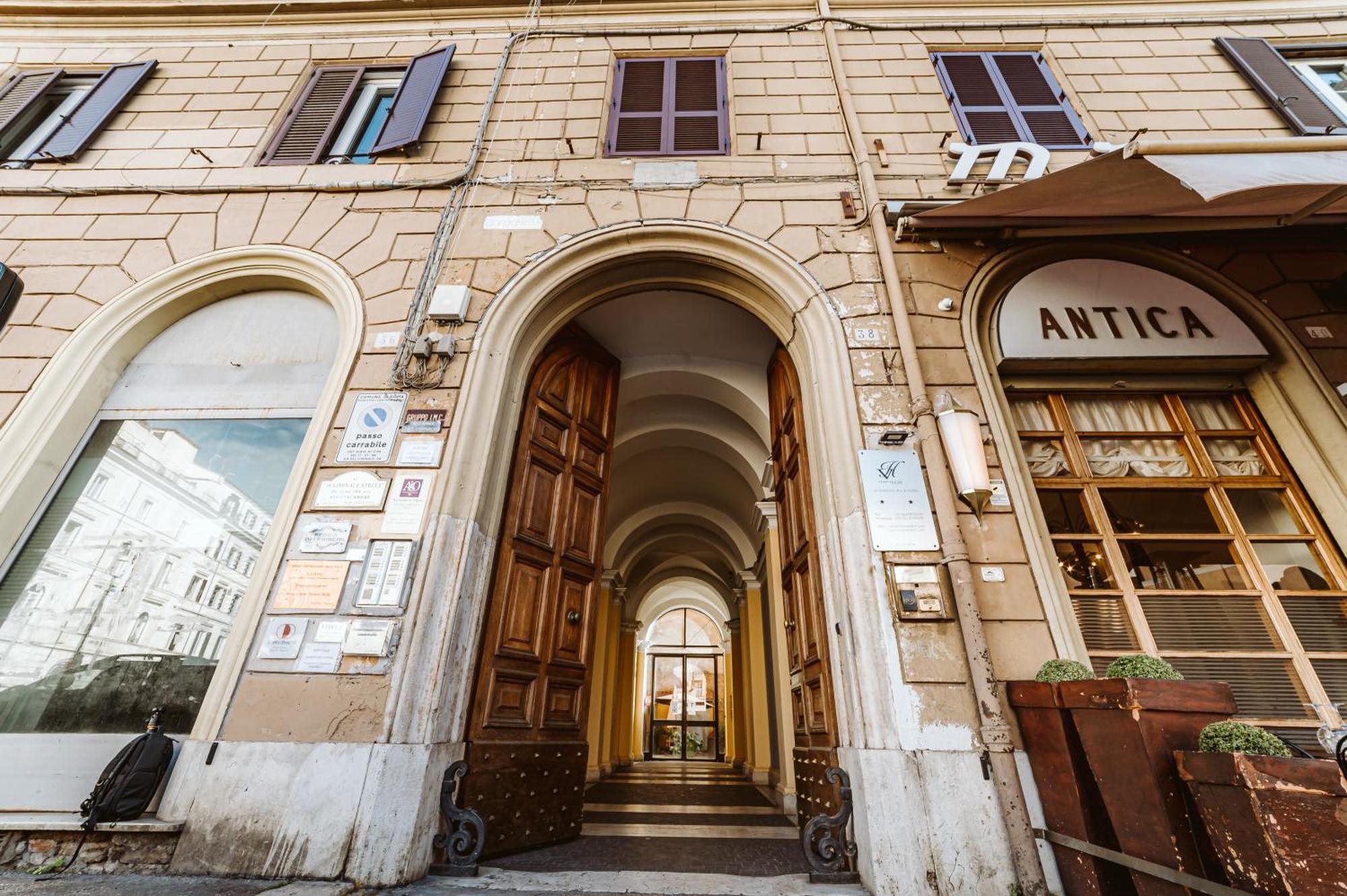 Bed & Breakfast Downtown Luxury - Termini Train Station