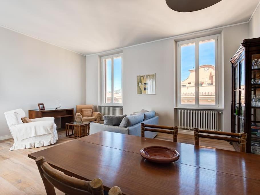 Vatican Luxury Apartamento *