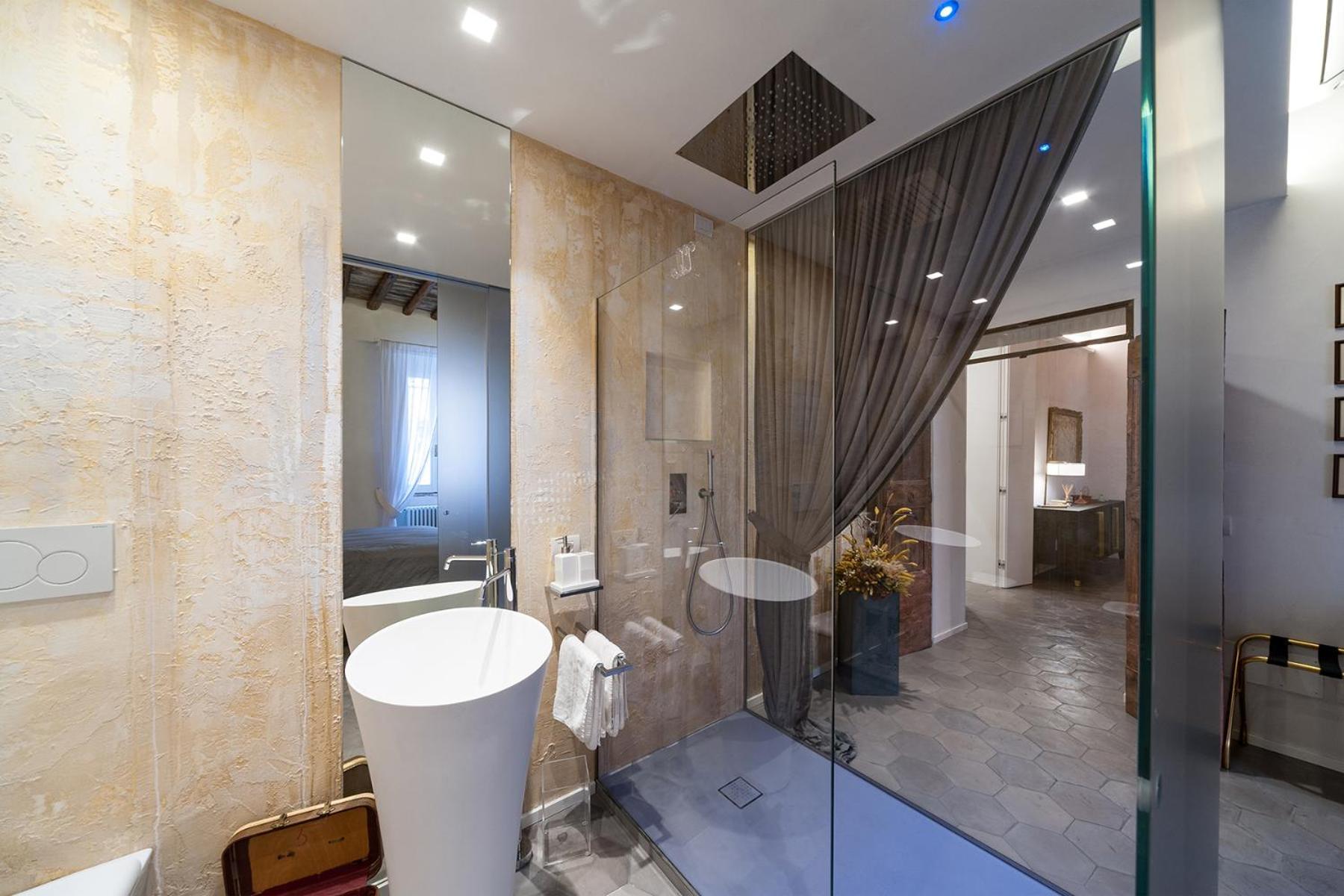 Apartment Trastevere Luxury, Ampia E Confortevole Location Sospesa Tra Design E Storia Rome