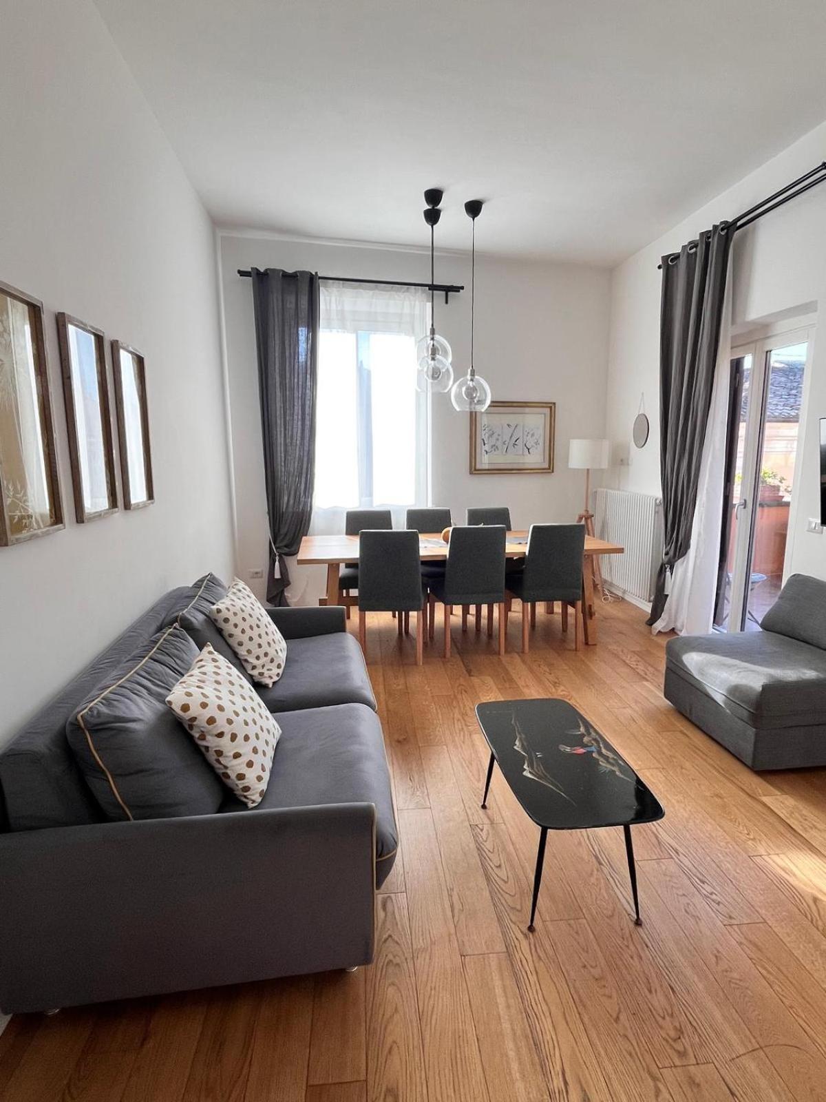 Dieci At Spanish Step - Belsiana Luxury