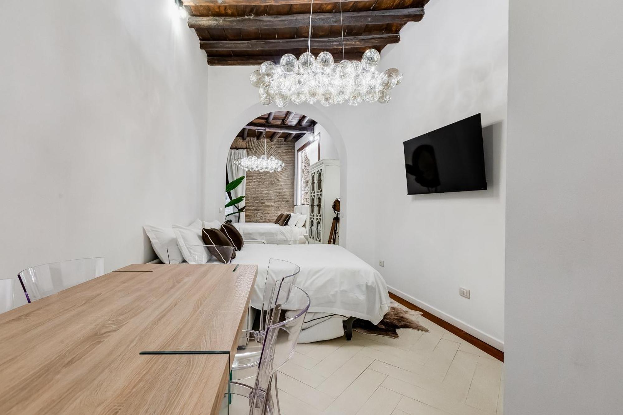 New Roman Apartment - Rome Dream Home
