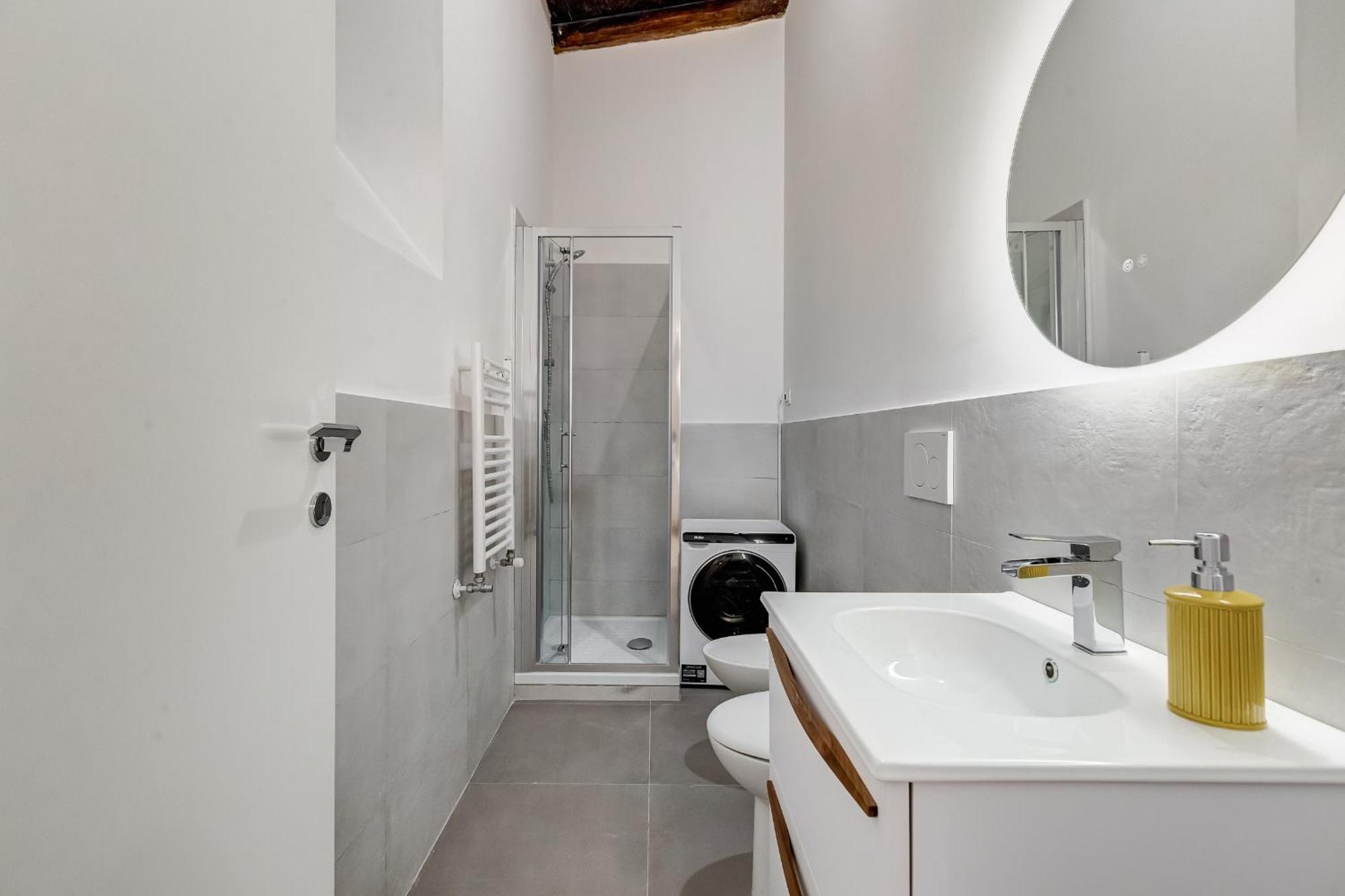 New Roman Apartment - Rome Dream Home