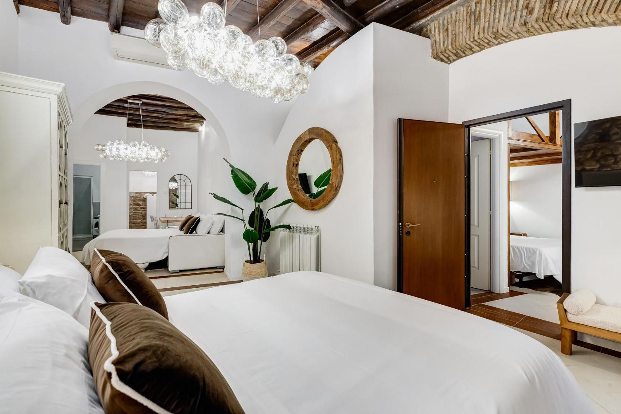 New Roman Apartment - Rome Dream Home