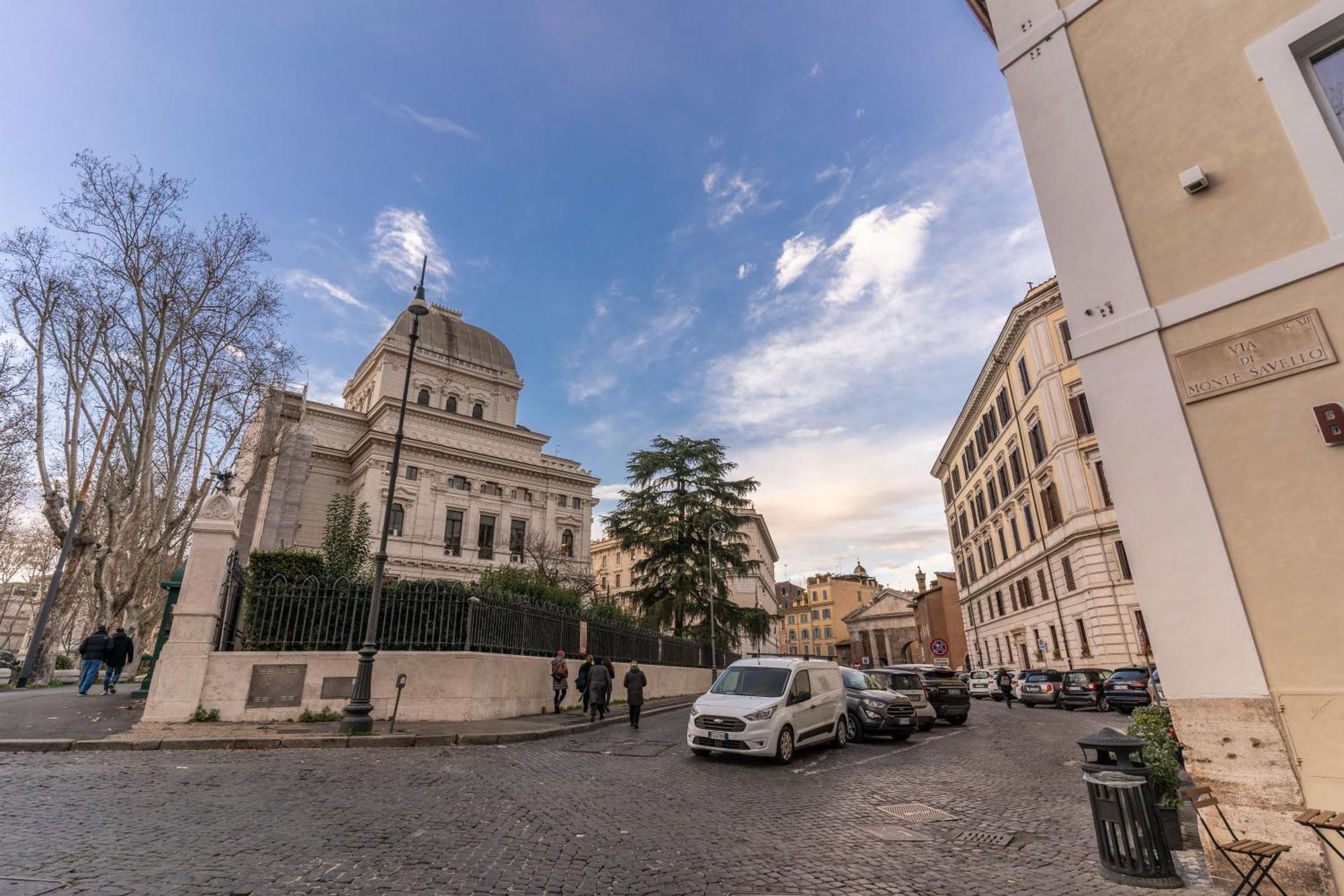 Apartment Palazzo Ottavia - La Maison D'art Collection *
