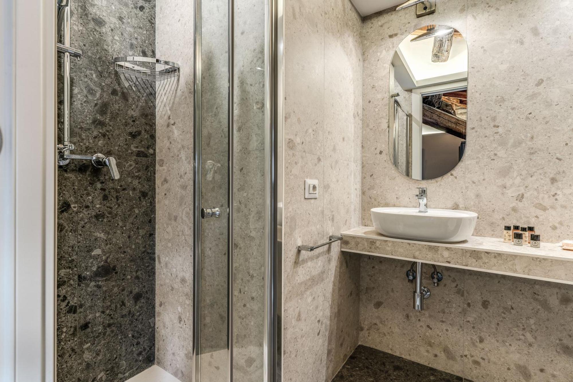 Apartment Palazzo Ottavia - La Maison D'art Collection Rome
