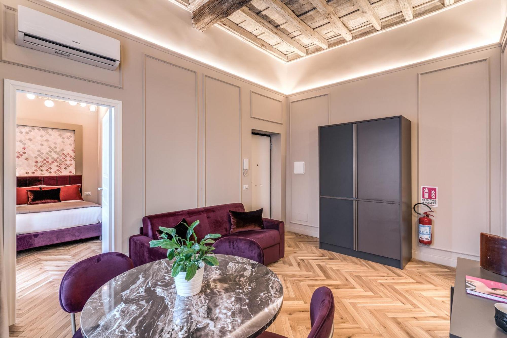 Palazzo Ottavia - La Maison D'art Collection