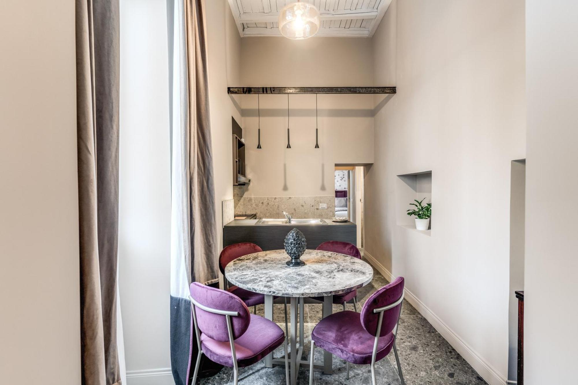 Apartment Palazzo Ottavia - La Maison D'art Collection *