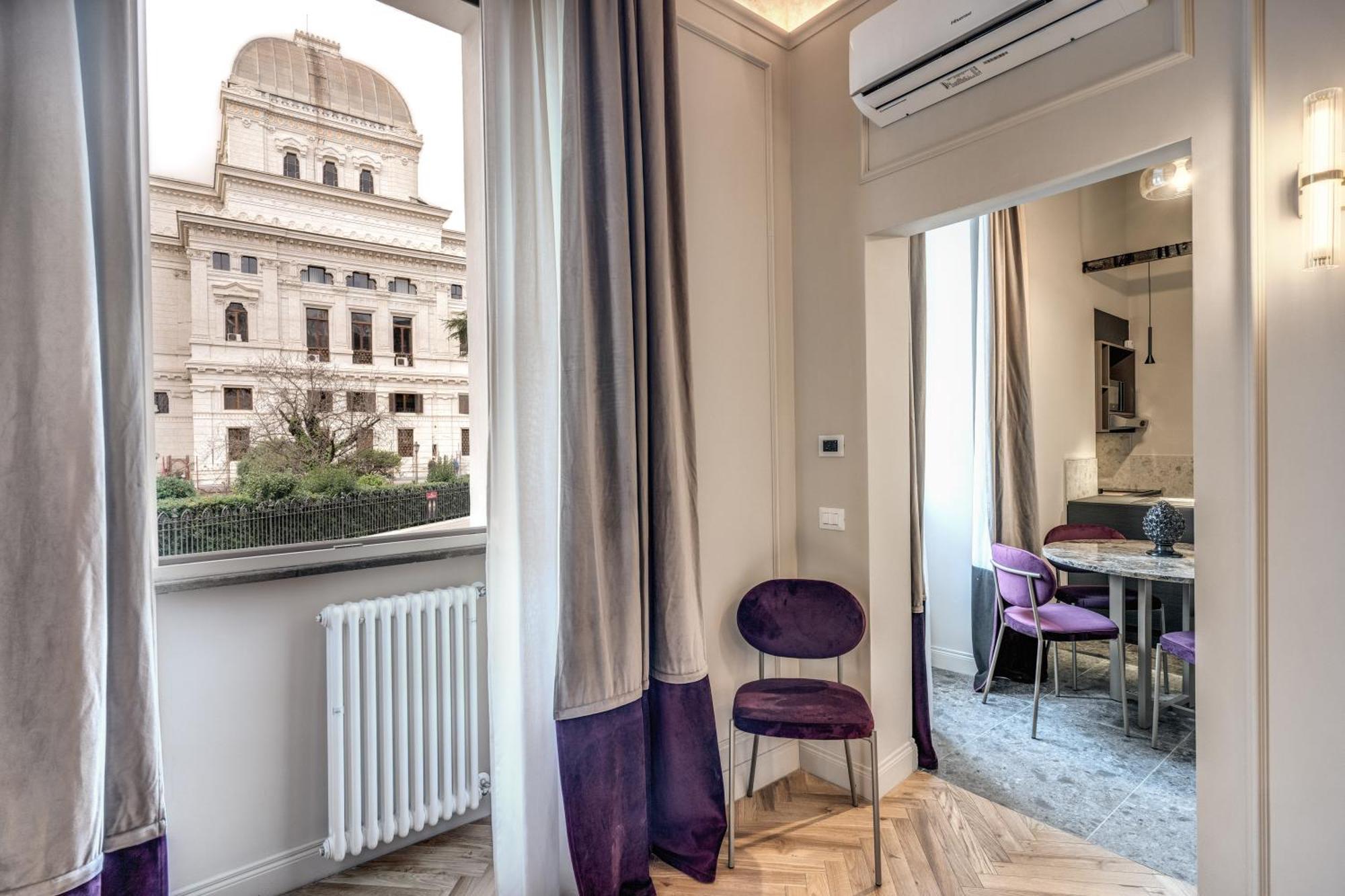 Apartment Palazzo Ottavia - La Maison D'art Collection