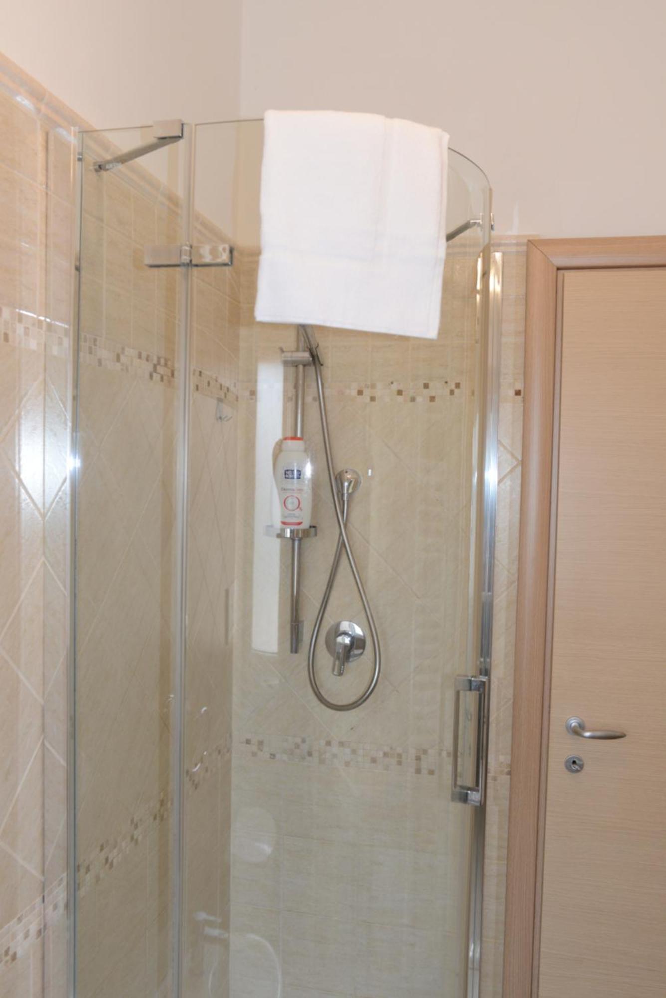 Locazione Turistica Di Carlo Laurini Apartment *