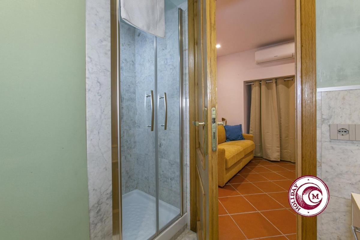 C M Barberini Vacation Apartment Rome