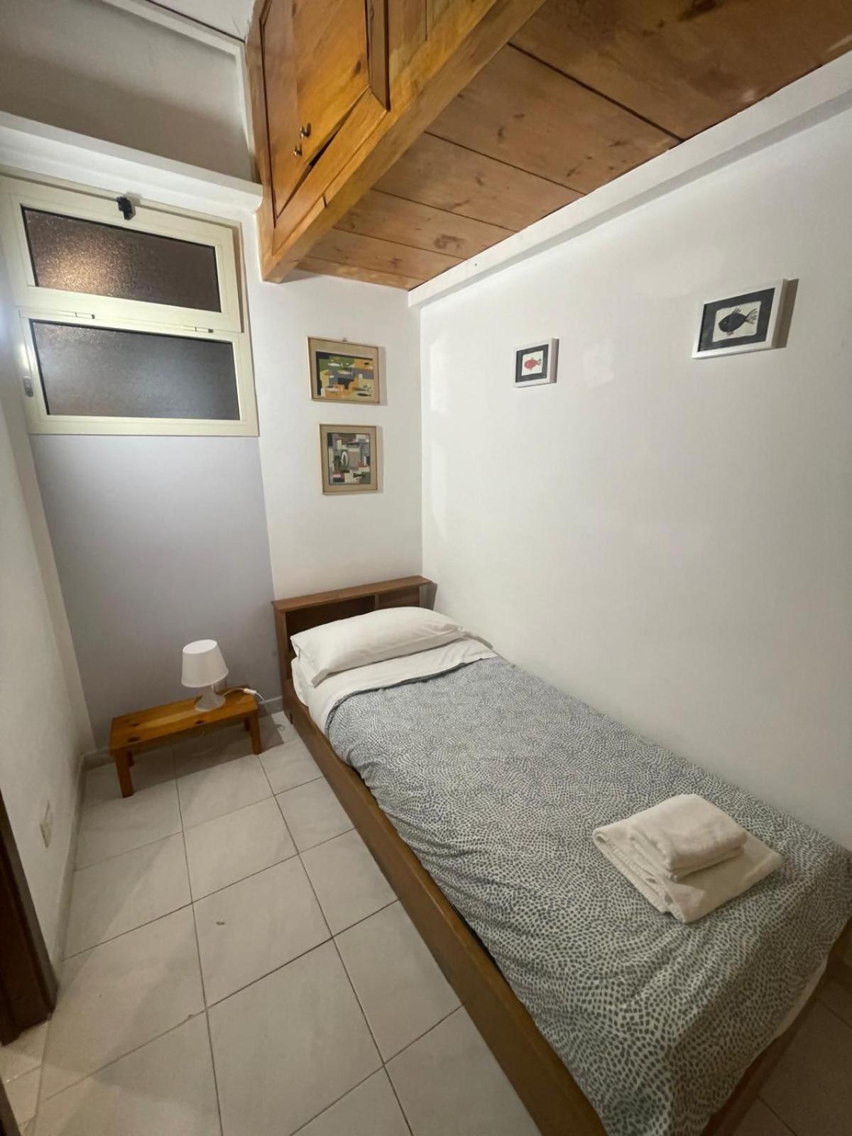 Caracalla Two Bedroom Apartment *