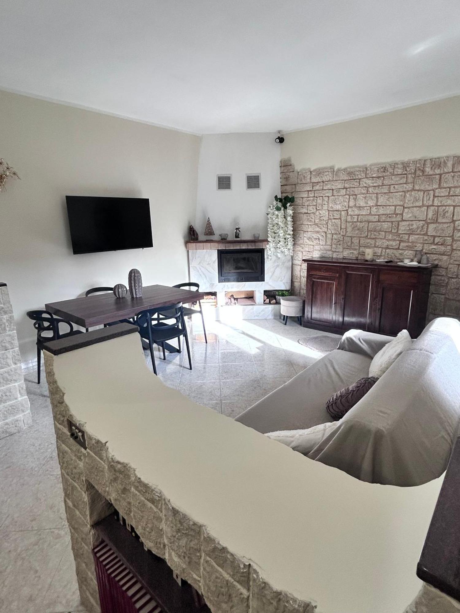 Apartment Realty Company Arenula Rome