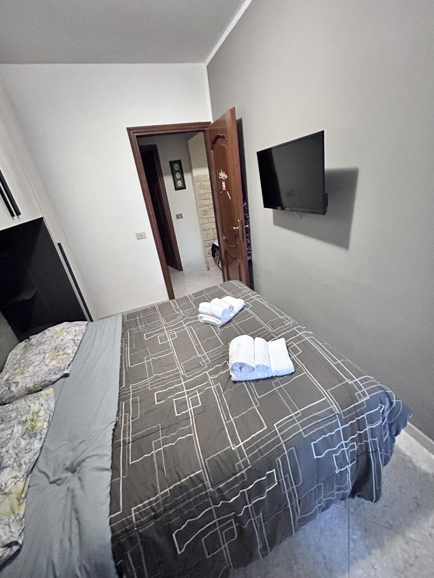 Realty Company Arenula * Rome